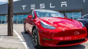 Tesla whistleblowers filed a complaint to the SEC in 2021, but the agency never interviewed them. Here’s what the complaint said