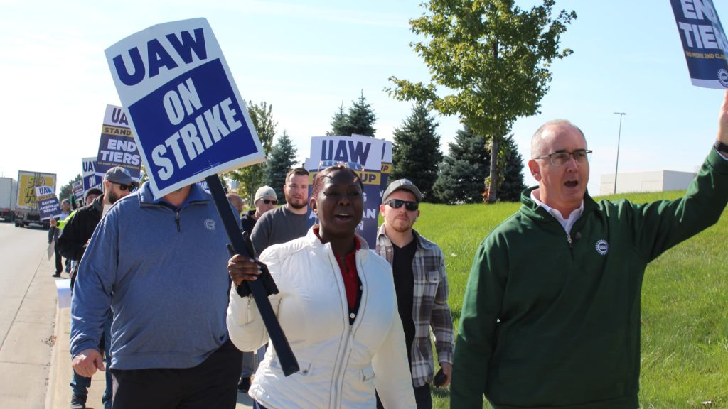 Ford, UAW negotiators reach labor deal, pending union leadership approval
