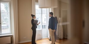 5 charts that show how the housing market crashed and burned in 18 months