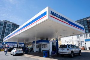Marathon Petroleum: Gasoline Crack Spread Plunges, 2024 Earnings Outlook In Question