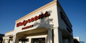 Walgreens’ stock extends bounce off 25-year low as new CEO prompts rare bullish call