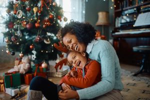 9 Tips And Strategies To Spend Less During The Holidays