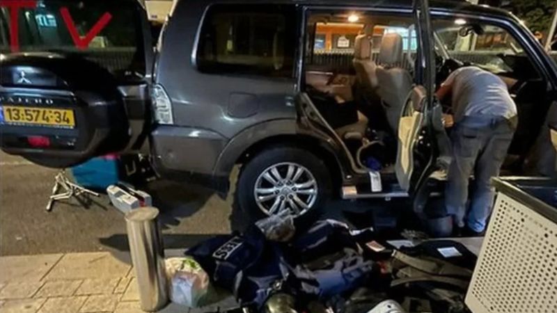 BBC journalists assaulted and held at gunpoint by Israeli police, network says