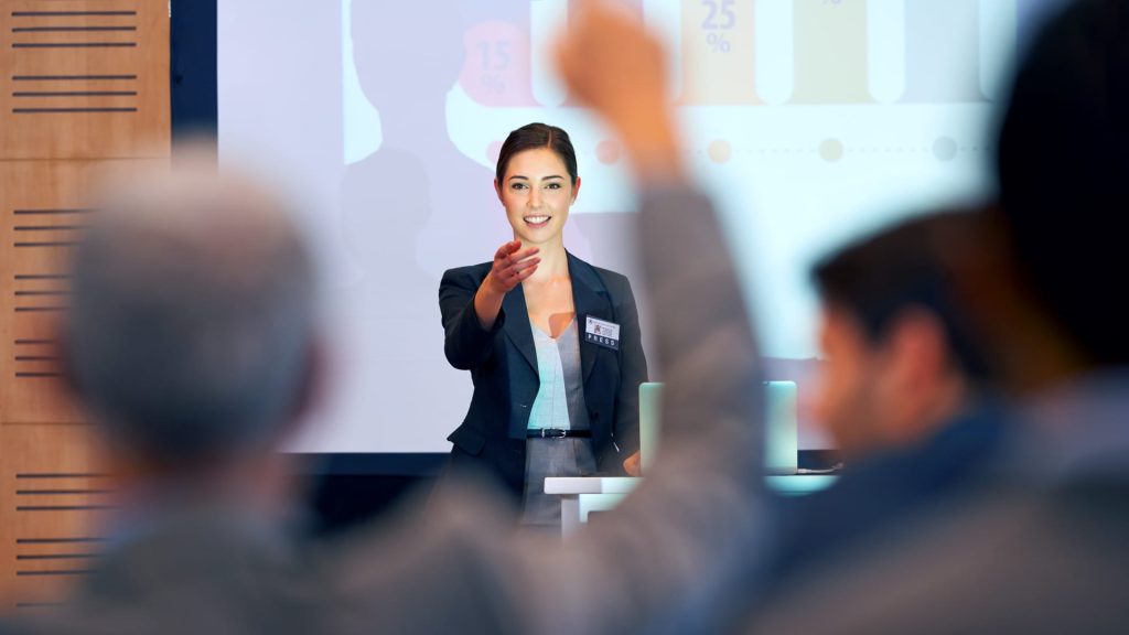 The 4-word ‘hack’ confident people use to get others to agree with them—it makes you ‘influential,’ expert says