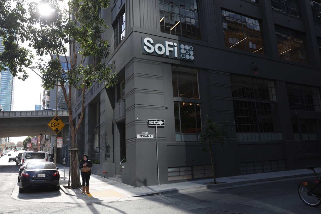SoFi Technologies: Rapid Growth Might Be Worth The Risk (NASDAQ:SOFI)