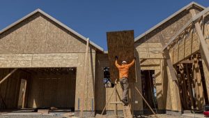 US homebuilder confidence drops for fourth month in a row