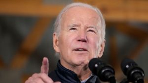 Biden heads to Illinois as multiple political headwinds converge in key Democratic state