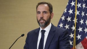 Special counsel says Trump wants Jan. 6 trial to be a ‘media event’ as it argues against live court TV