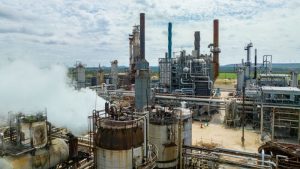 Oil tumbles nearly 6% to four-month lows